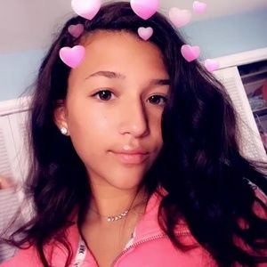 Meet your Posher, Hannah